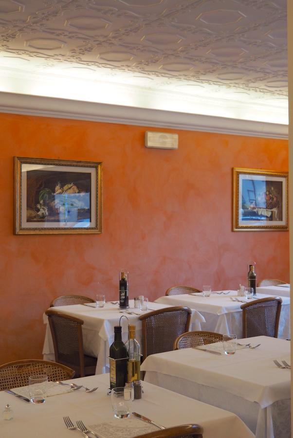 Hotel Riposo San Pellegrino Terme Exterior photo